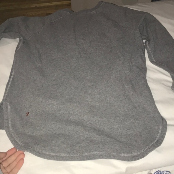 gray sweater - Picture 4 of 4